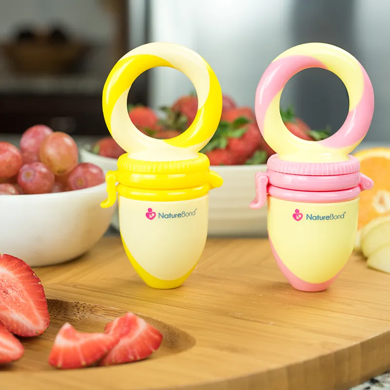 Naturebond Fruit Feeder fruitspeen roze-geel 2 stuks